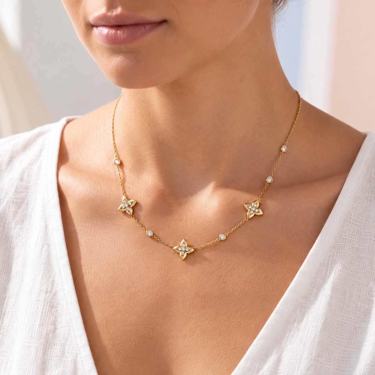 Pavé Four-Leaf Clover Station Necklace – Gold